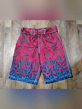 Verona Red Floral Athletic Board Shorts with Blue Flame Men's Size: M